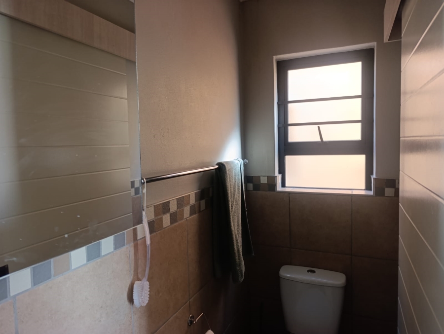 To Let 3 Bedroom Property for Rent in Douglas Valley Free State